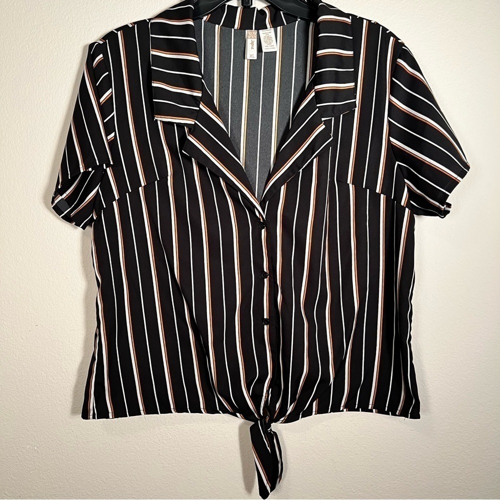 Japna Black White Tan Stripe Button Down Short Sleeve Blouse - Picture 2 of 9